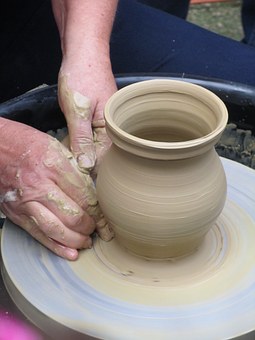pottery-457445__340